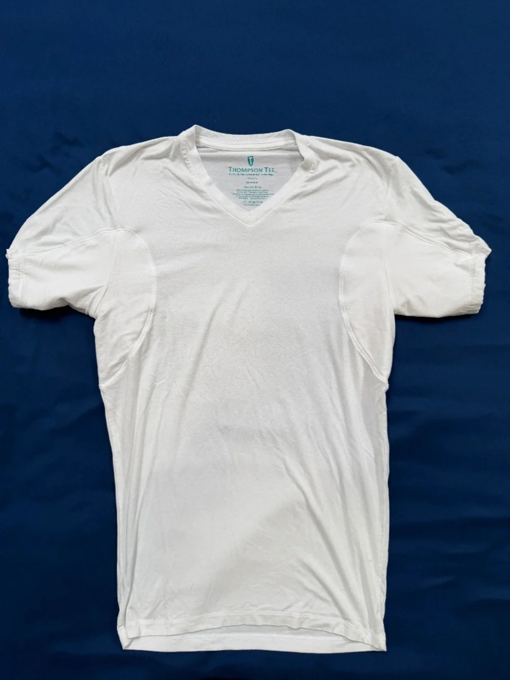 Thompson Tee Slim Fit V-neck Undershirt Mens Medium White Sweatproof